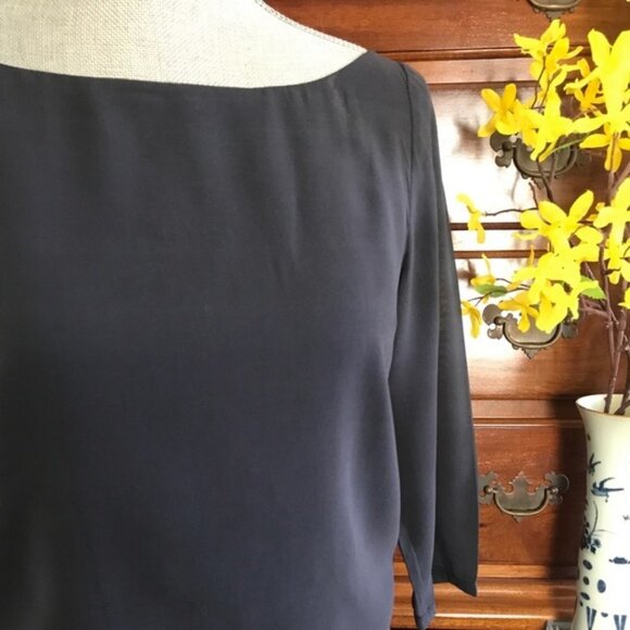 Saja Two-Piece Silk Floral Top/Skirt Set Medium - Picture 6 of 14